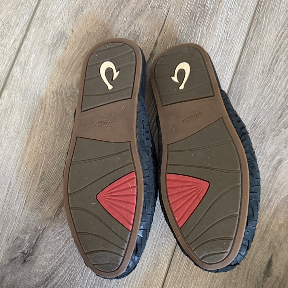OluKai Black Woven Slip-On Loafers - Picture 2 of 4